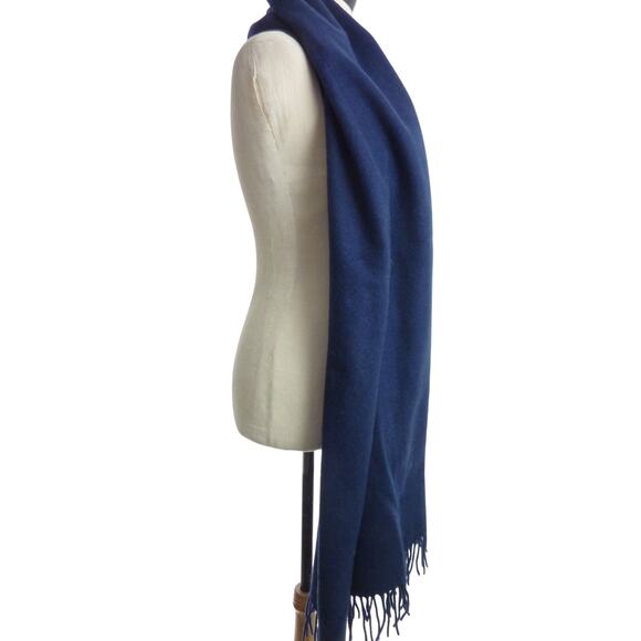 Aritzia Wilfred 100% Wool Scarf Navy Blue - Picture 2 of 3